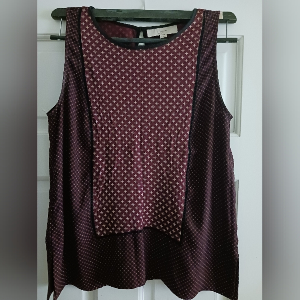Loft top size M, black, burgundy, and white pattern